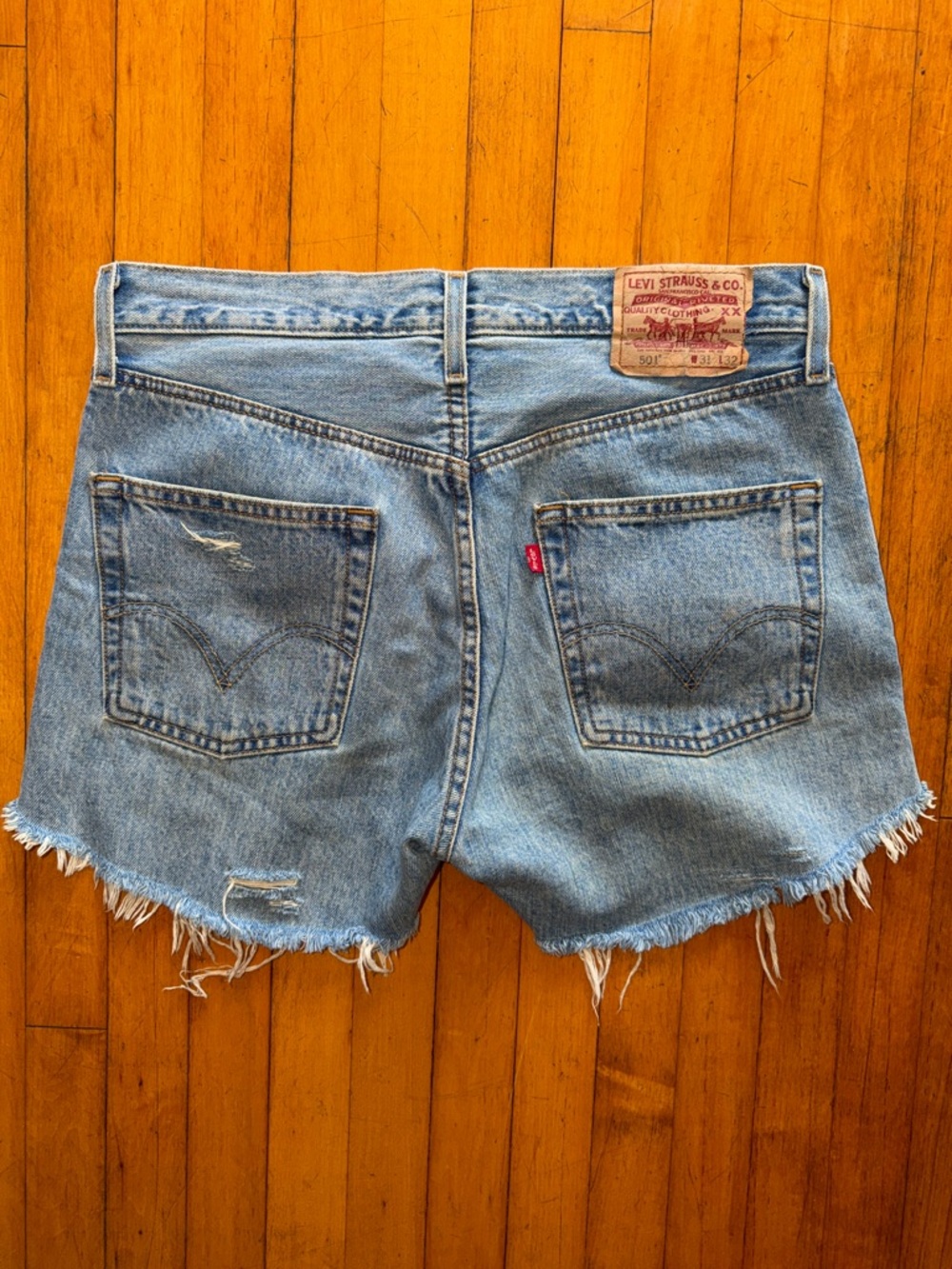 Levi’s cut-off 501 // Light Blue Denim Cutoff Shorts - distressed // 31x32 - Picture 4 of 5